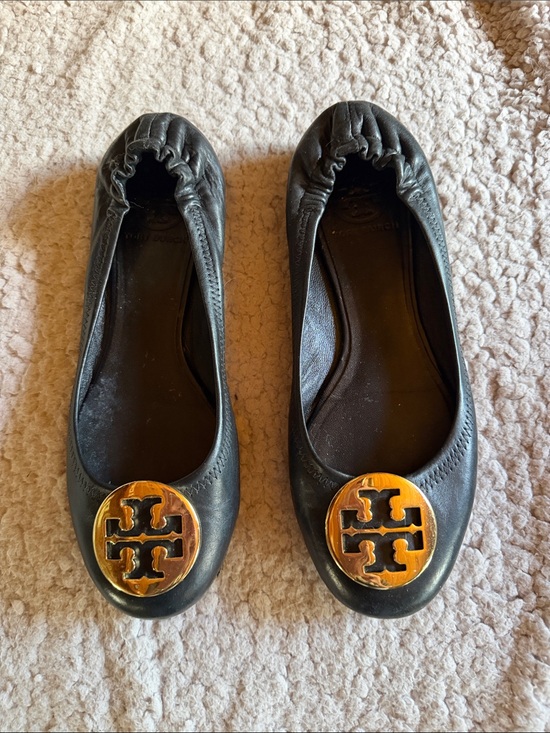Tory Burch Shoes - Tory Burch Black Leather Ballet Flats with Gold Logo Emblem